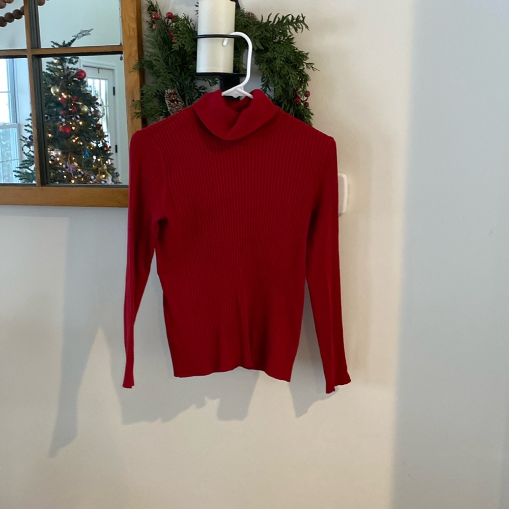 This Cherry red turtleneck